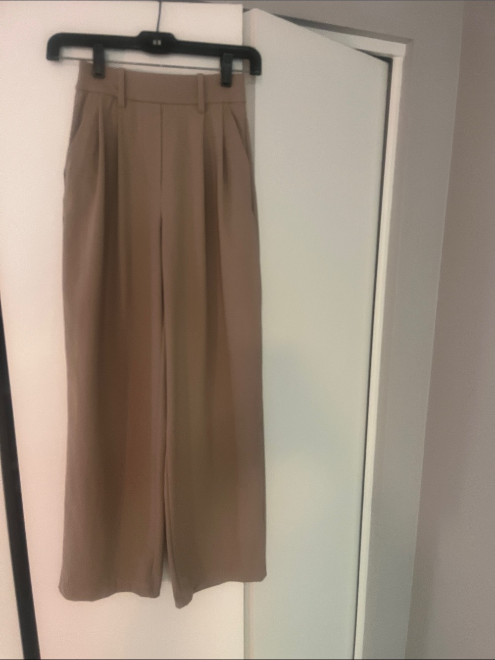 Lululemon Daydrift High-Rise Trouser - Picture 3 of 5